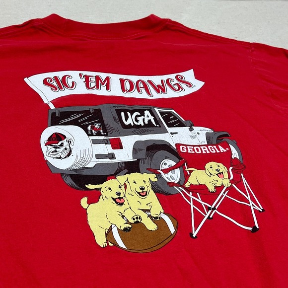 Hanes Other - Georgia Bulldogs UGA Sic Em Dawgs Football T Shirt Mens M Jeep Labrador Dogs